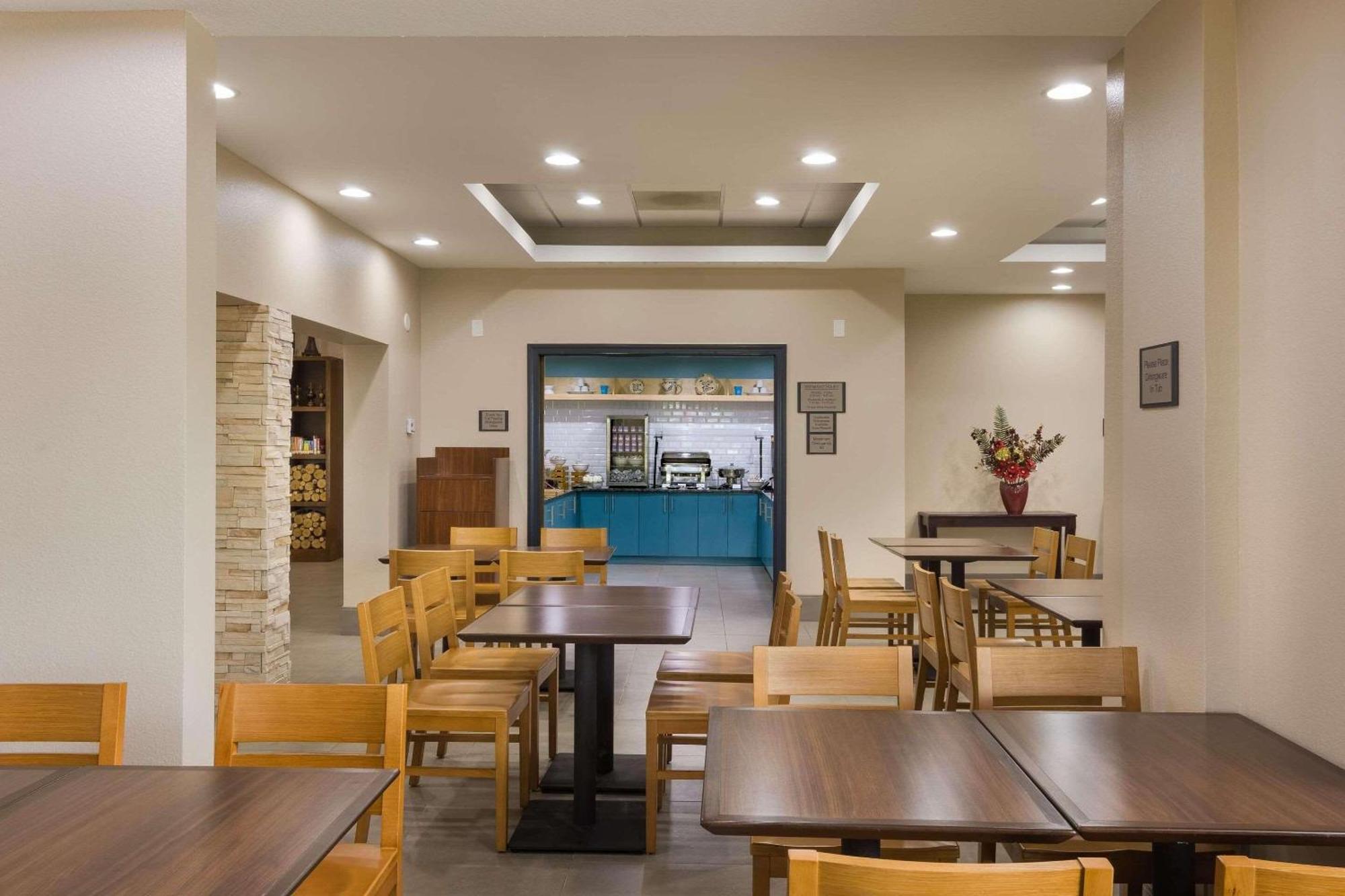 Country Inn & Suites By Radisson, St Petersburg - Clearwater, Fl Pinellas Park Exterior foto