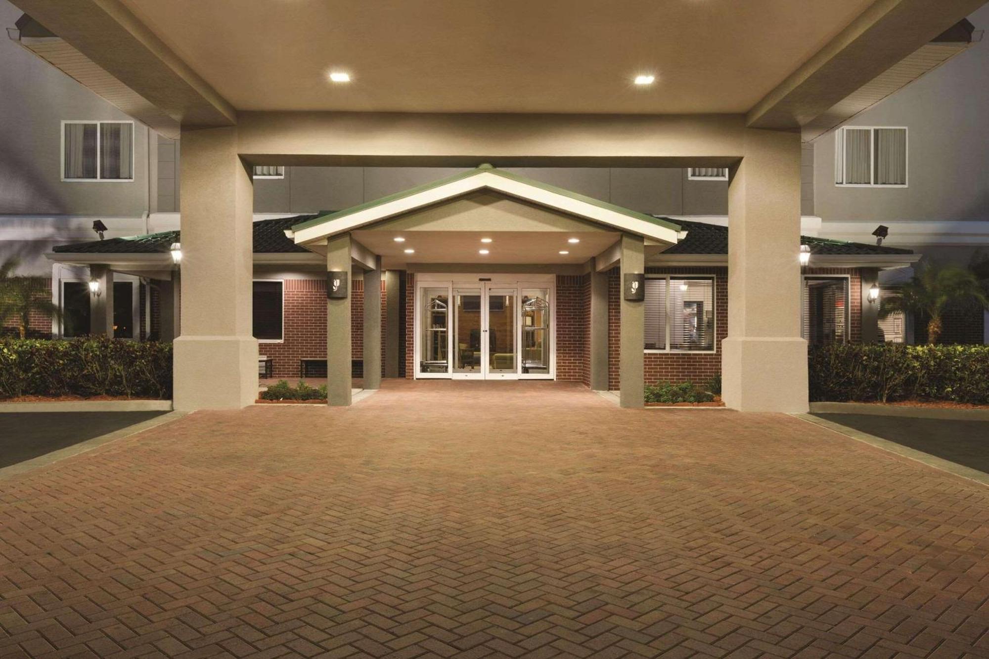 Country Inn & Suites By Radisson, St Petersburg - Clearwater, Fl Pinellas Park Exterior foto